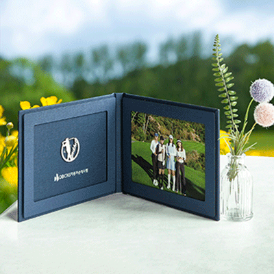 저희 태시스템 에서는 굿즈의 골프앨범 제품인 VVIP골프앨범를 출시하여 [전국] 골프앨범 대회 및 VIP 초청행사 전용 앨범 제작, 5x7 규격 사진 인화 및 현장감 넘치는 맞춤형 행사앨범 설계 전문 관공서 방문기념앨범, 기업 방문앨범