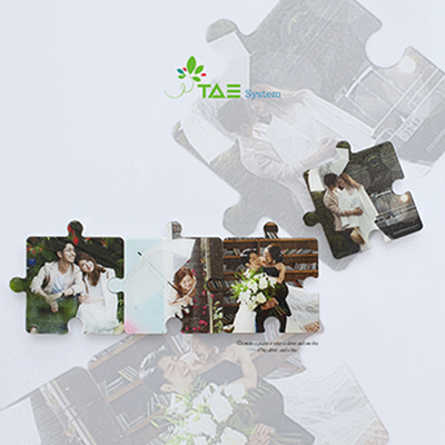 저희 태시스템 에서는 굿즈의 미니액자 제품인 아크릴 퍼즐액자를 출시하여 [전국] 골프앨범 대회 및 VIP 초청행사 전용 앨범 제작, 5x7 규격 사진 인화 및 현장감 넘치는 맞춤형 행사앨범 설계 전문 관공서 방문기념앨범, 기업 방문앨범