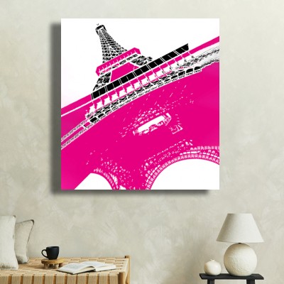 에펠탑 소파가 있는 거실 공간에 어울리는 인테리어액자 이미지