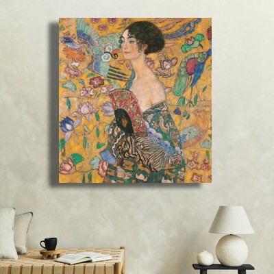 구스타프 클림트 여인 초상 그림 소파가 있는 거실 공간에 어울리는 명화액자 이미지
