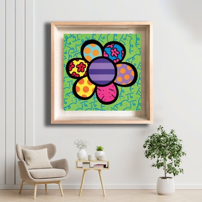 로메로 브리토 01Flower Power 화이트톤 거실 공간에 어울리는 명화액자 배치 이미지