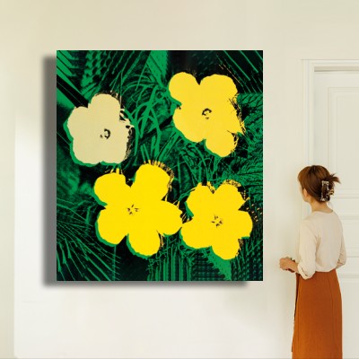 앤디 워홀 Flowers(Yellow) 인물과 공간감을 함께 보여주는 명화액자 연출 이미지