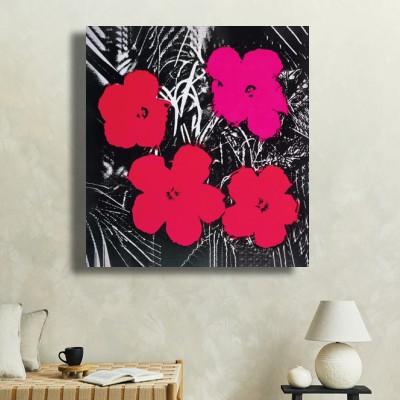 앤디 워홀  Flowers(Red and Pink) 소파가 있는 거실 공간에 어울리는 명화액자 이미지