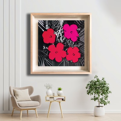 앤디 워홀  Flowers(Red and Pink) 화이트톤 거실 공간에 어울리는 명화액자 배치 이미지