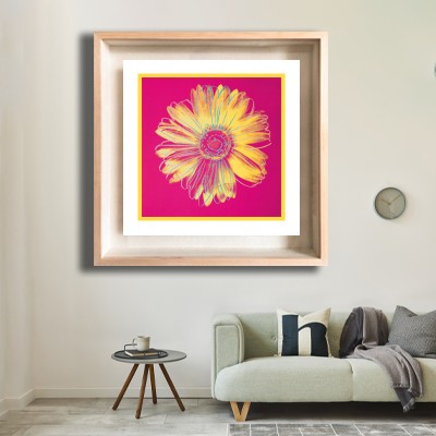 앤디 워홀  Daisy(Fuschia and Yellow) 밝은 거실 벽면에 어울리는 명화액자 인테리어 이미지